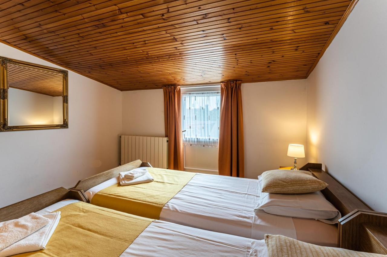 Apartmani Mirela Banjole Luaran gambar