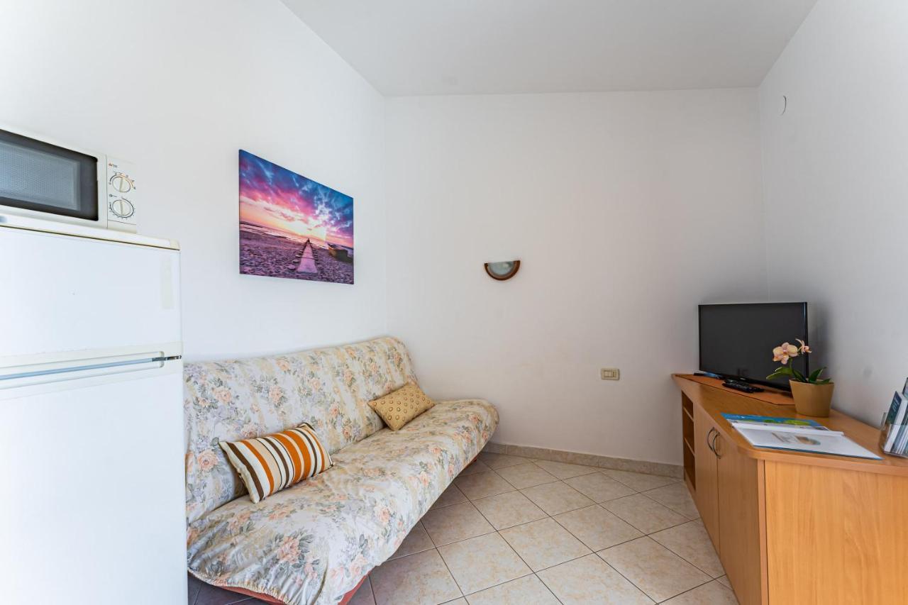Apartmani Mirela Banjole Luaran gambar