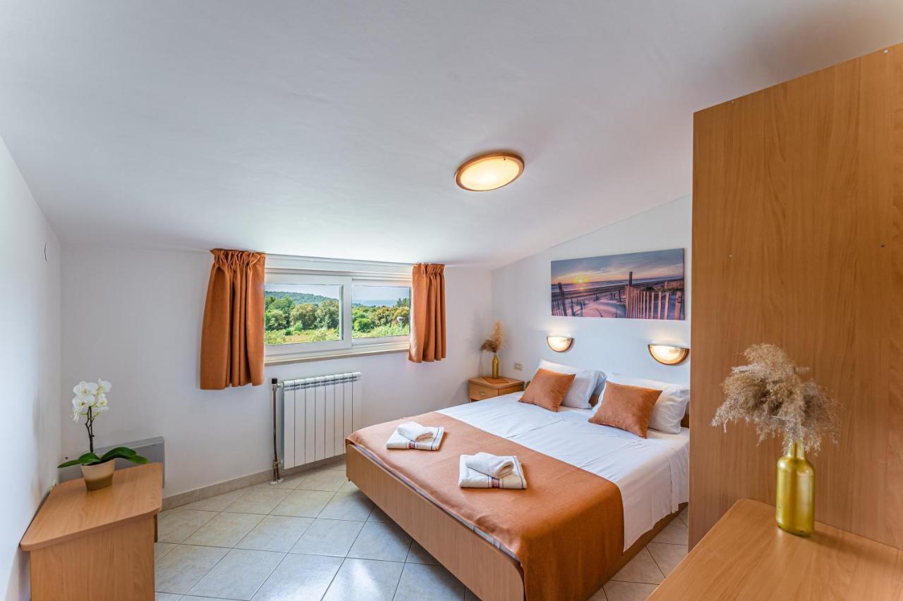 Apartmani Mirela Banjole Luaran gambar