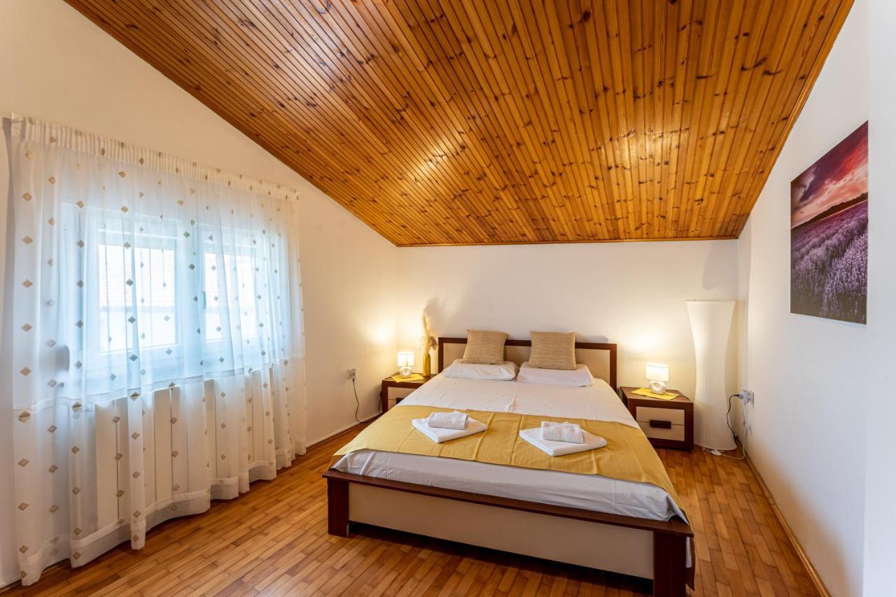 Apartmani Mirela Banjole Luaran gambar