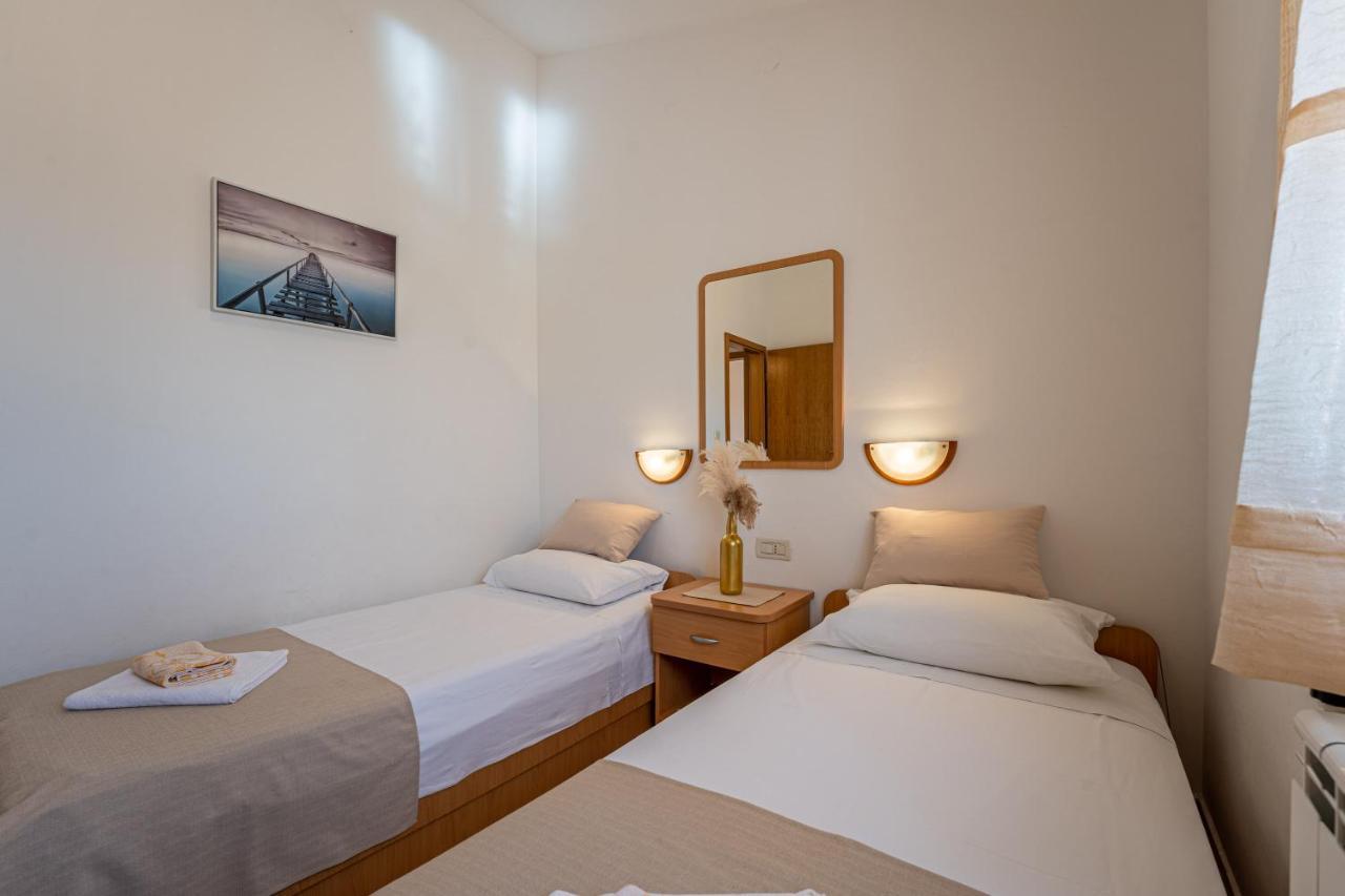 Apartmani Mirela Banjole Luaran gambar