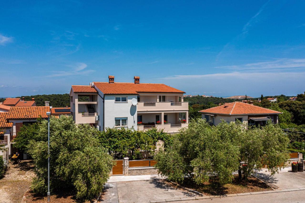 Apartmani Mirela Banjole Luaran gambar